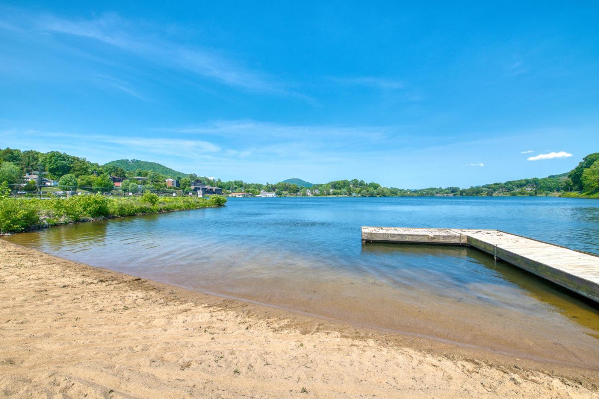 Our Mountain Home Lake Junaluska 외부 사진